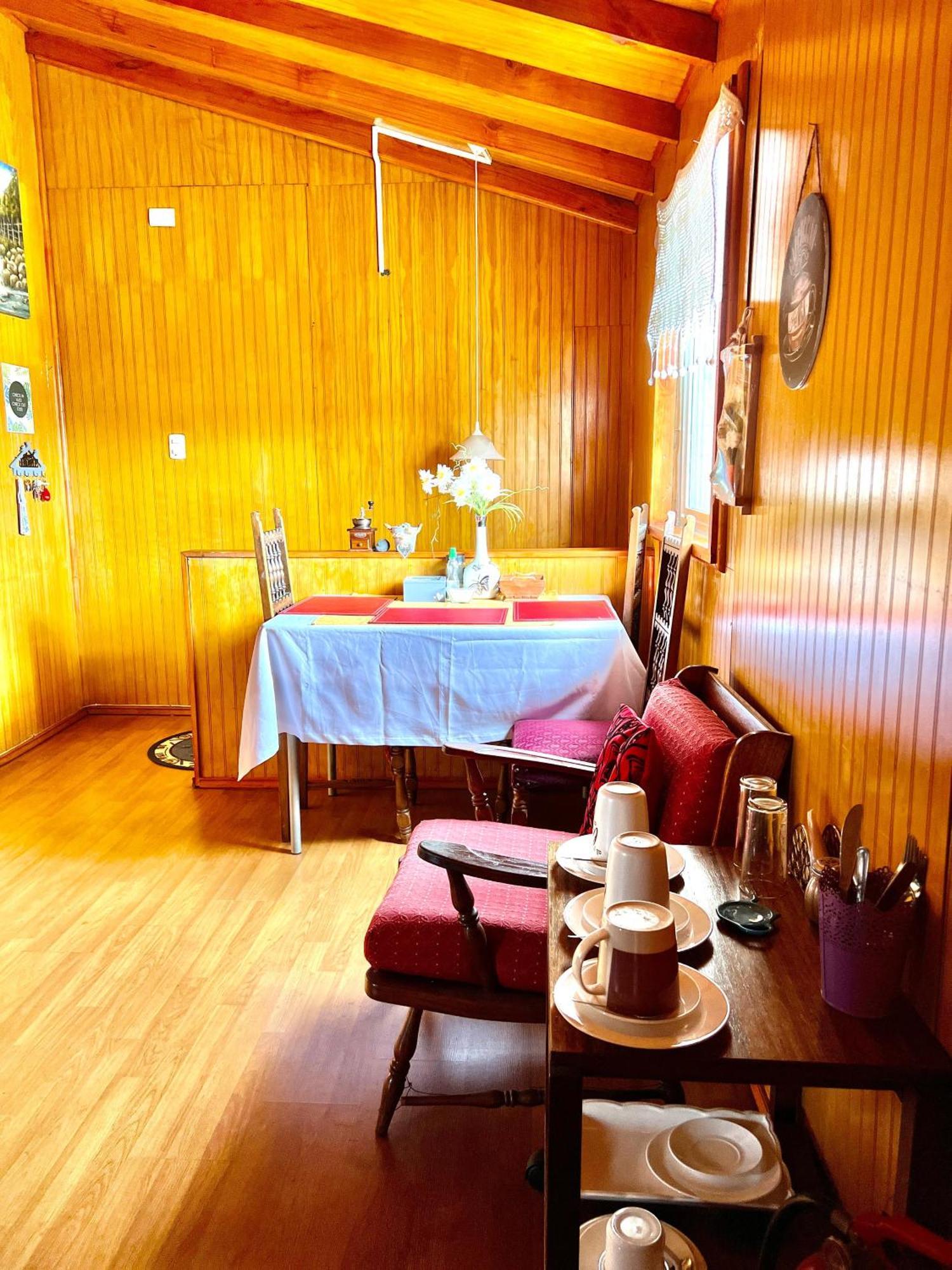 Hospedaje Familiar Dona Juanita Puerto Montt Exterior foto